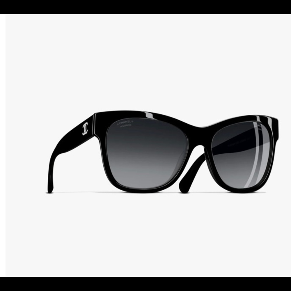 Black CHANEL square sunglasses
